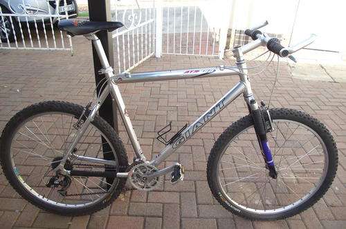 Giant - MTB - ATX860